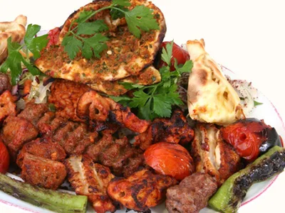 Karışık ızgara tabağı Adana urfa pirzola köfte